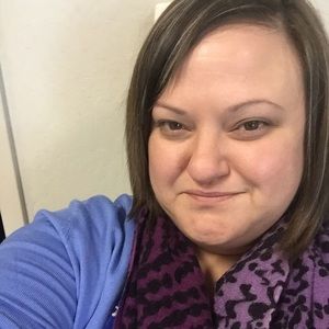 Meet your Posher, Cari